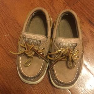 Toddler girls Sperry with animal print size 6